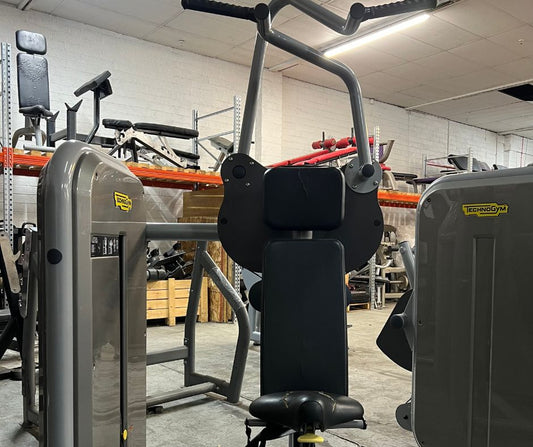 Technogym Element Vertical Traction