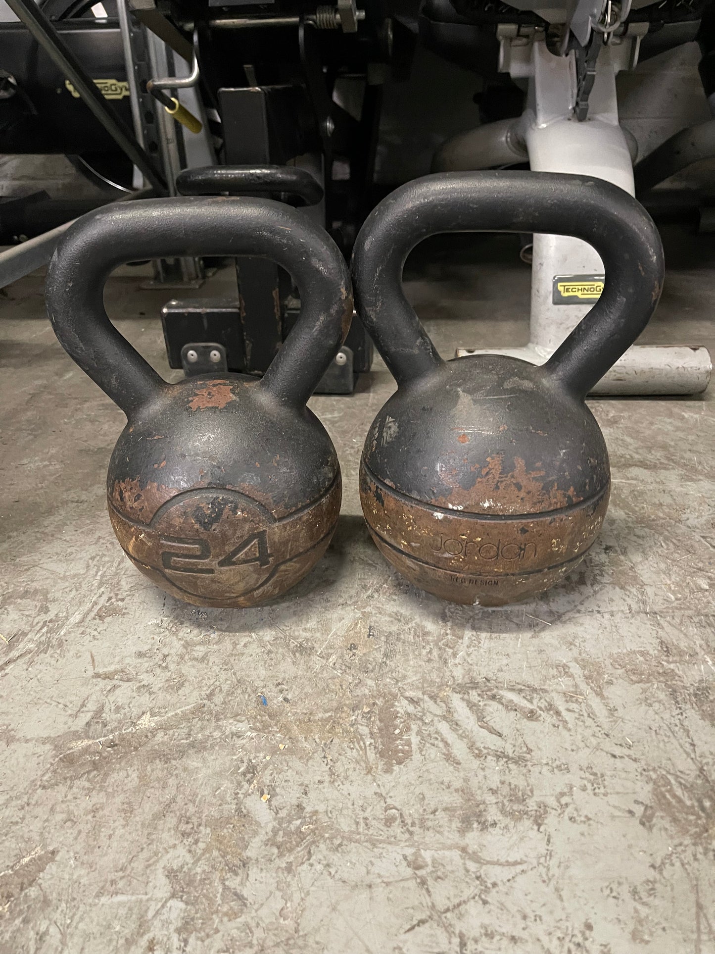 Jordan Coloured and cast Kettlebells