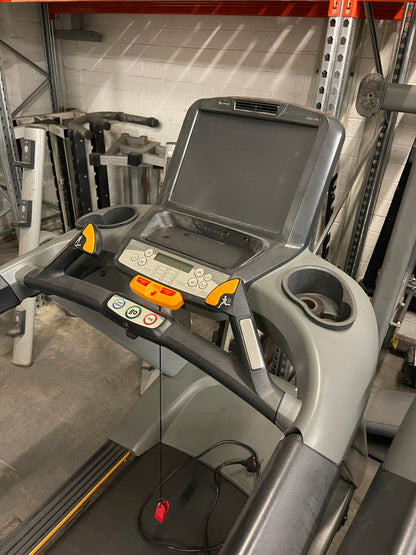 Matrix T7 XE Touchscreen Treadmill