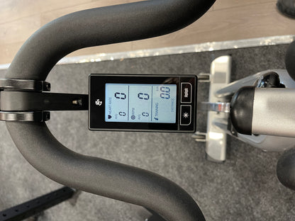 Matrix S series group cycle with console