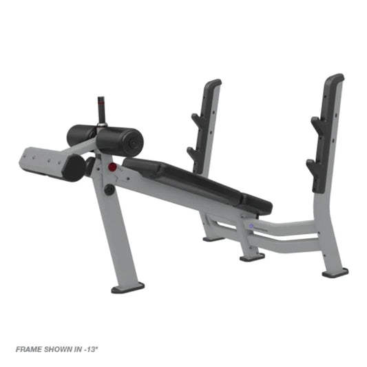 NAUTILUS® DECLINE BENCH PRESS